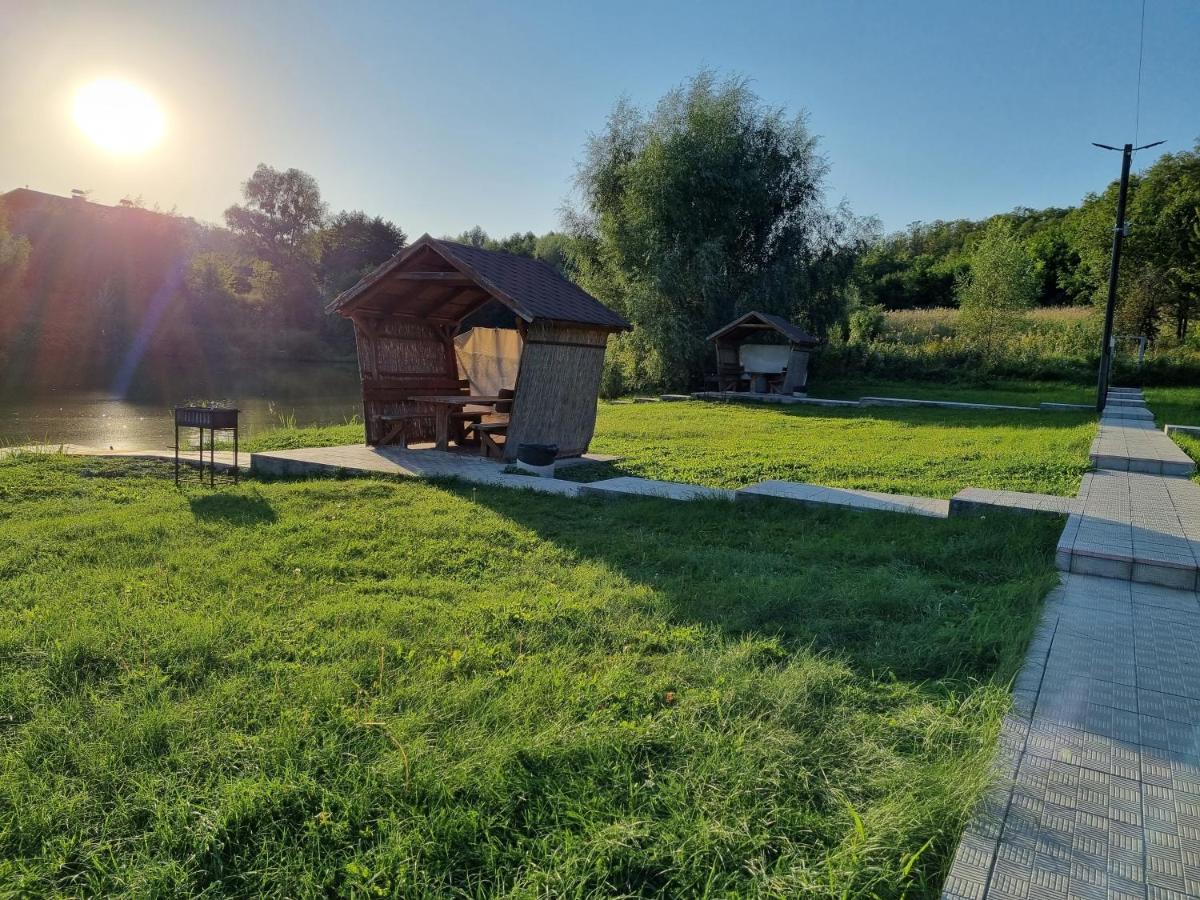 Hotel Шафран Krasnaya Slobodka Esterno foto